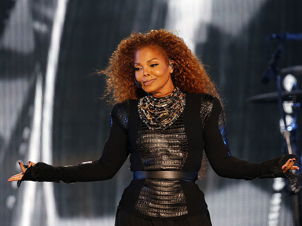 janet jackson unbreakable tour detroit