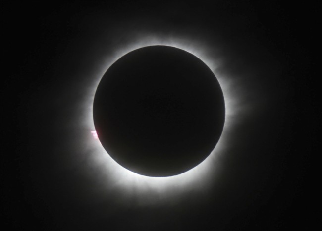 Cloud could cover Winnipeg’s view of the eclipse - image