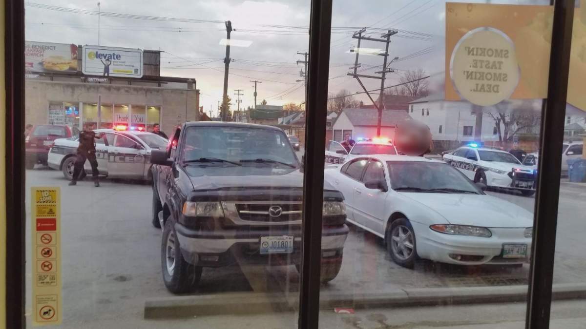 2 men arrested after fleeing armed robbery near The Forks - Winnipeg ...