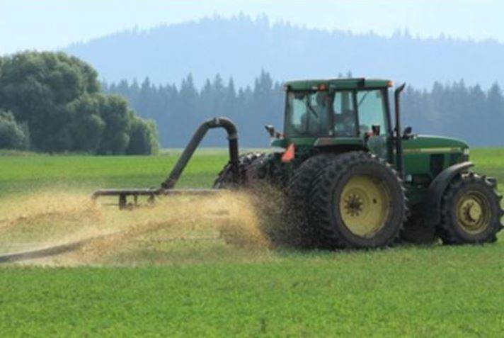 Liquid Manure Spreader.