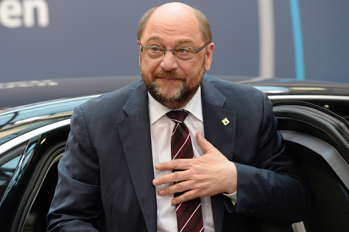European Parliament President Martin Schulz arrives for the European Union summit in Brussels on March 17, 2016, where 28 EU leaders will discuss the ongoing refugee crisis. 