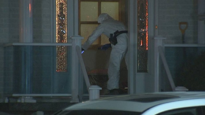 Terrebonne police search for suspect in home invasion - Montreal ...