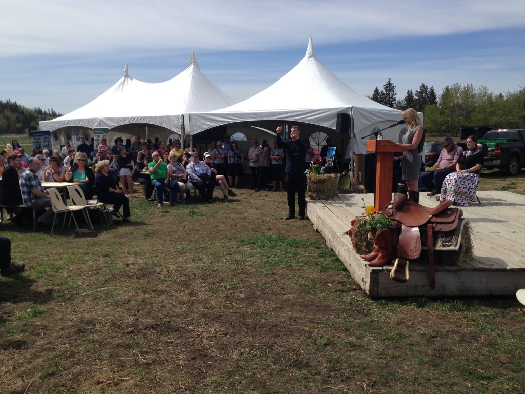 Whitemud Equine Centre breaks ground on new arena Edmonton