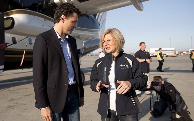 Prime Minister Justin Trudeau meets with Alberta Premier Rachel Notley in Edmonton, Friday, May 13, 2016, before a flight to Fort McMurray. 