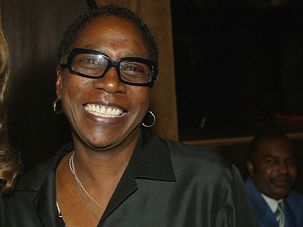 Tupac Shakur’s Mother, Afeni Shakur Davis, Dies At 69 - National ...