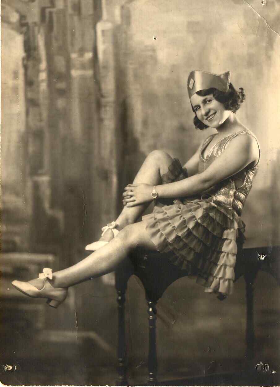 Vicki Adam William’s mother, Alice Murdoch Adams (above) opened the first full dance studio in Calgary in 1927.