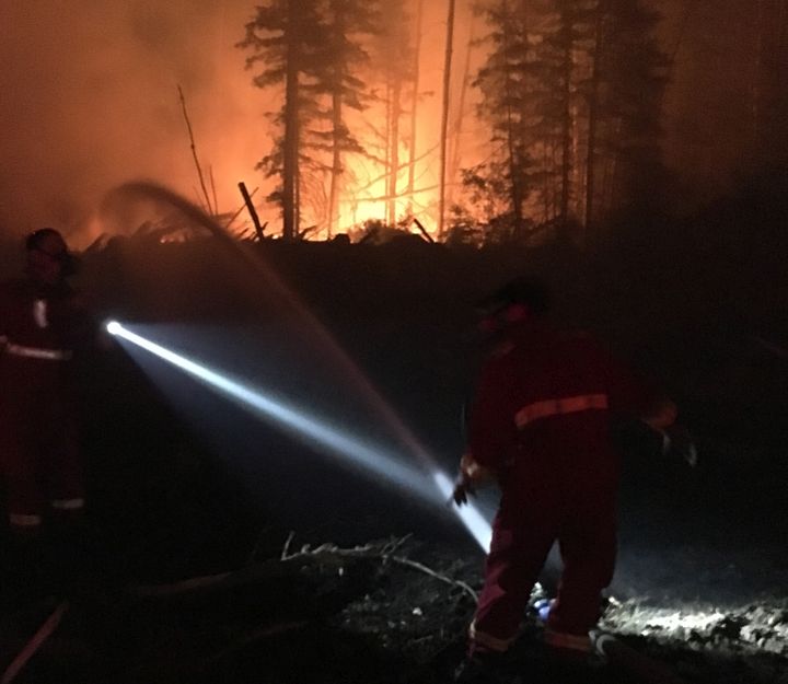 Calgary firefighters in Fort McMurray
