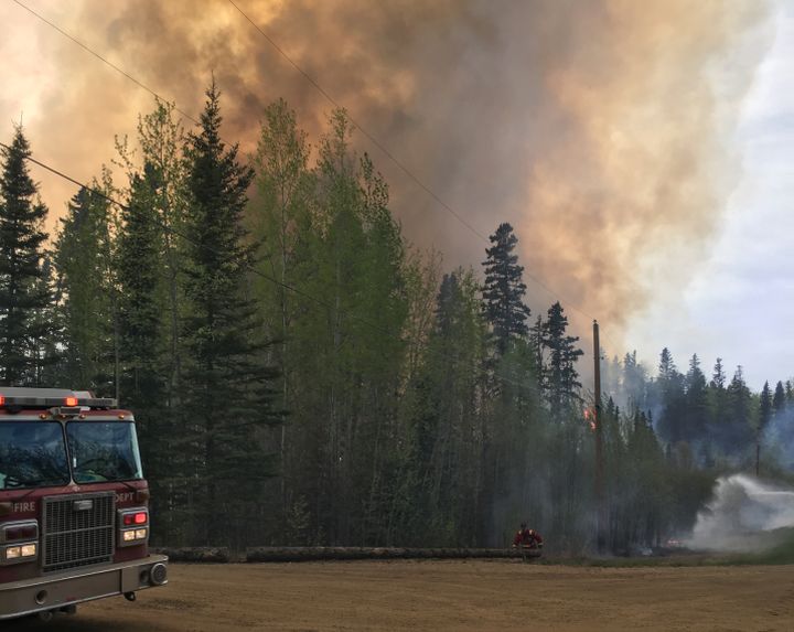 Calgary firefighters in Fort McMurray