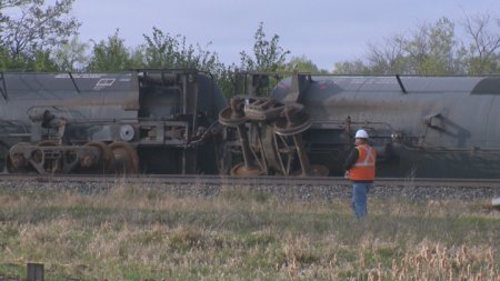 CP train derails east of Saskatoon | Globalnews.ca