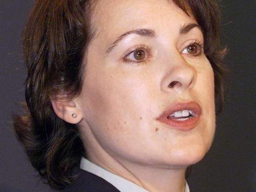 Бивш високопрофилен служител на RCMP се помни заради храбростта си