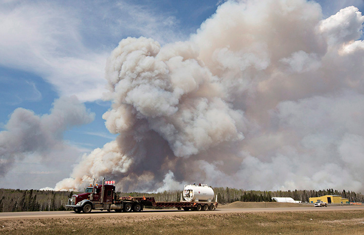 A wildfire rages through Fort McMurray, Alta., on Wednesday May 4, 2016.