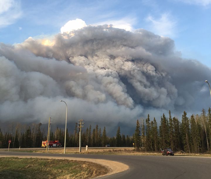 Fort McMurray water crews
