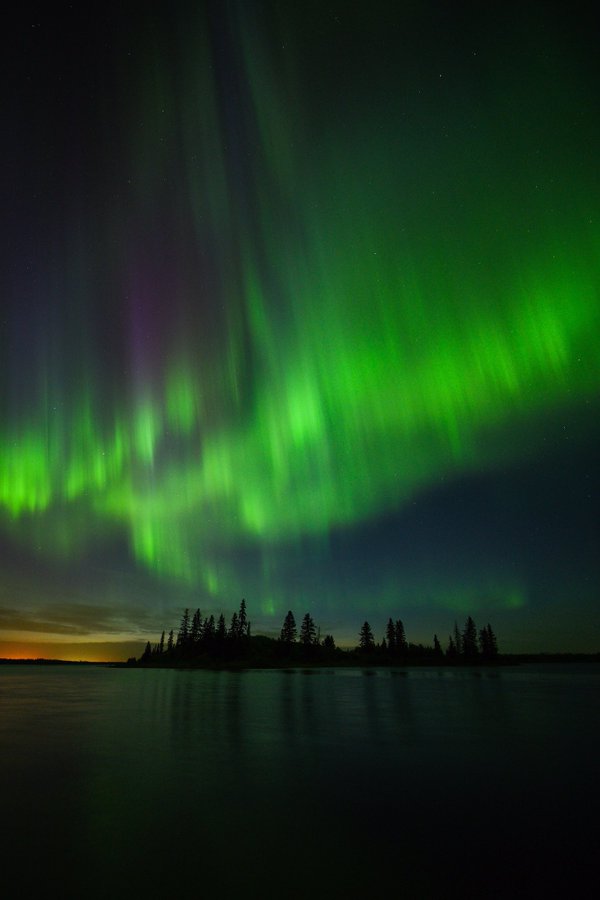 PHOTOS: Albertans capture incredible Northern Lights over the weekend ...