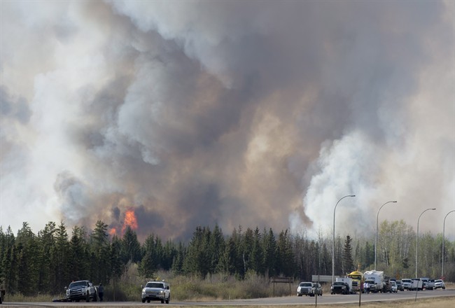 Fort McMurray teachers praised for getting students away from wildfire - image