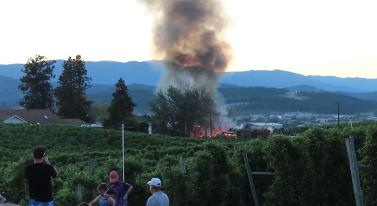 Fire destroys Rutland barn - image