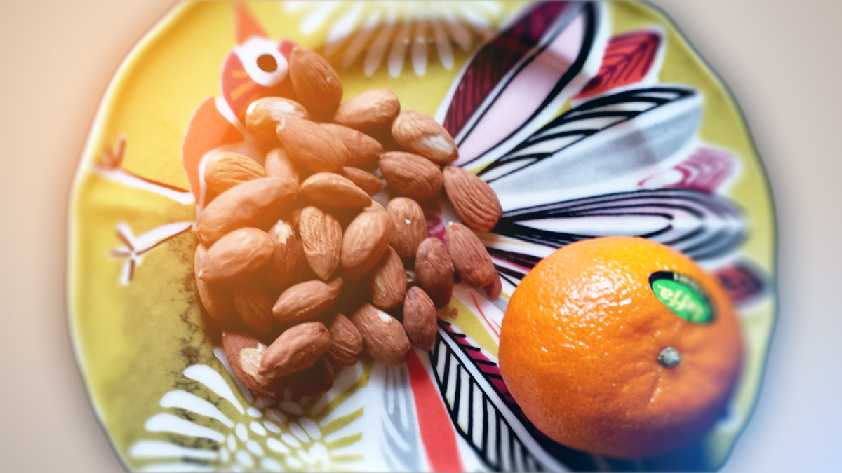 What a heart-healthy dietitian eats in a day - image