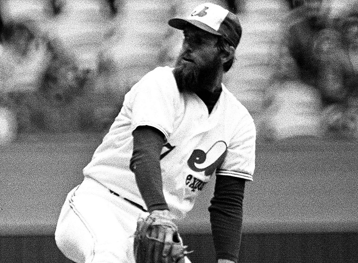 FILE- Montreal Expos lefthander Bill (Spaceman) Lee fires to home plate against the Chicago Cubs, April 16, 1979 in Montreal.