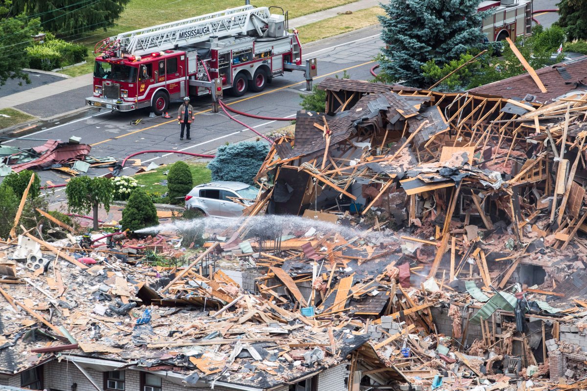 Woman displaced by Mississauga house explosion claims water heater