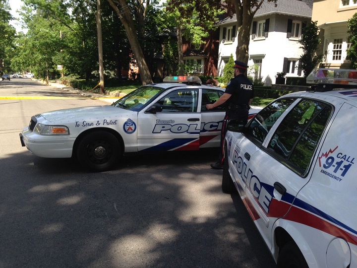Police investigate a shooting on Glenrose Avenue on June 10, 2016.