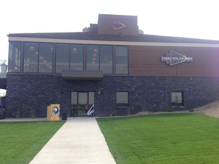 Dakota Dunes clubhouse
