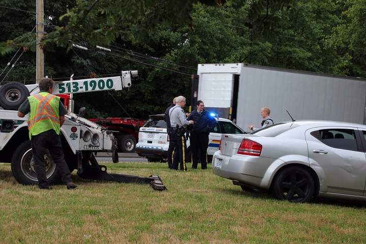 Police searching for suspect in alleged carjacking incident in Surrey ...