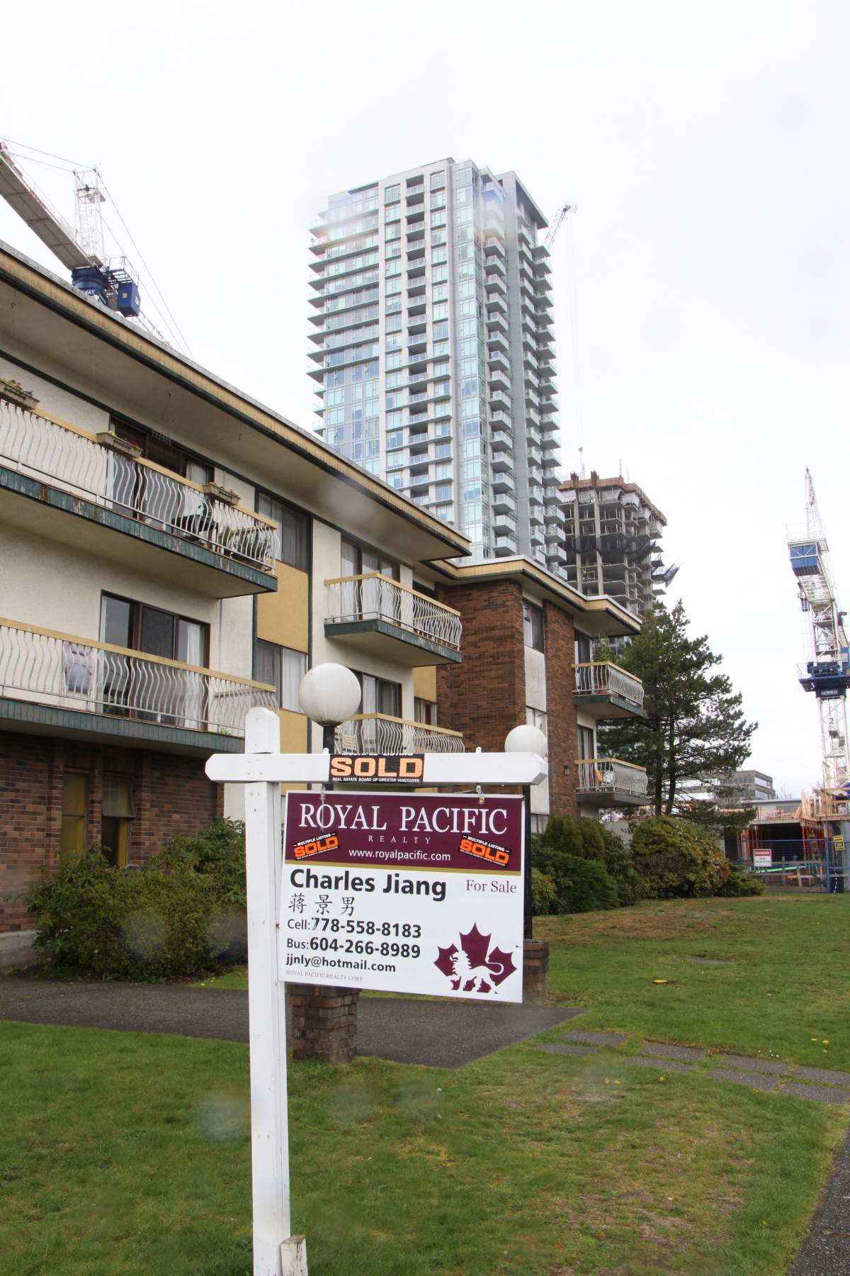 Burnaby’s 1977 Metrotown Development plan has always envisioned the area as the city’s key town centre, and the addition of the SkyTrain along with Metro Vancouver’s regional growth strategy have made it a natural focus for densification.