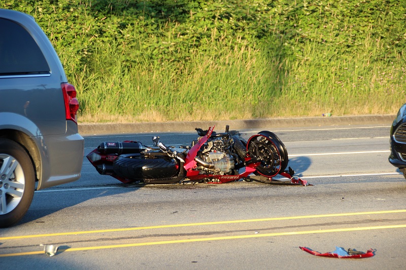 Serious motorcycle crash in Maple Ridge sends 1 man to hospital - BC ...