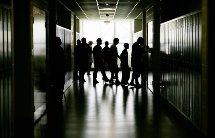 Fewer high school kids having sex, study finds - National | Globalnews.ca