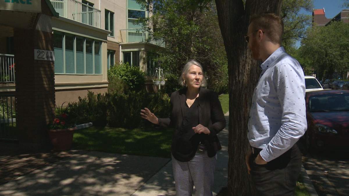 Jean Hillabold shares stories about the Smith Street House at its former location.