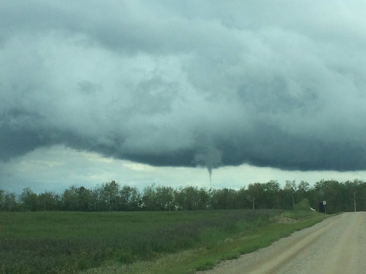 Funnel clouds spotted around Saskatchewan Tuesday - Saskatoon ...