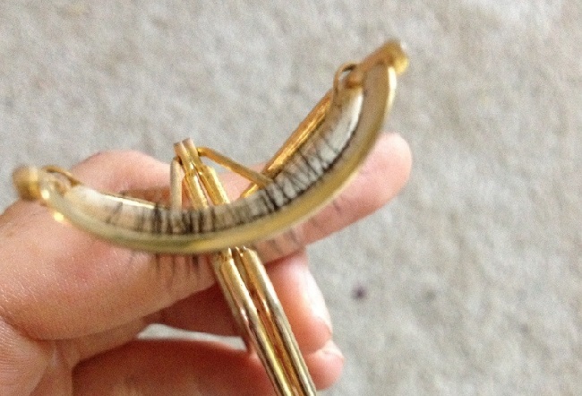 Eyelash curler nightmare: Woman’s sneeze leaves her lashless - image