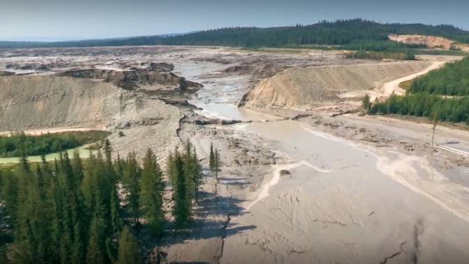 Mount Polley mine owner sues over dam design - image