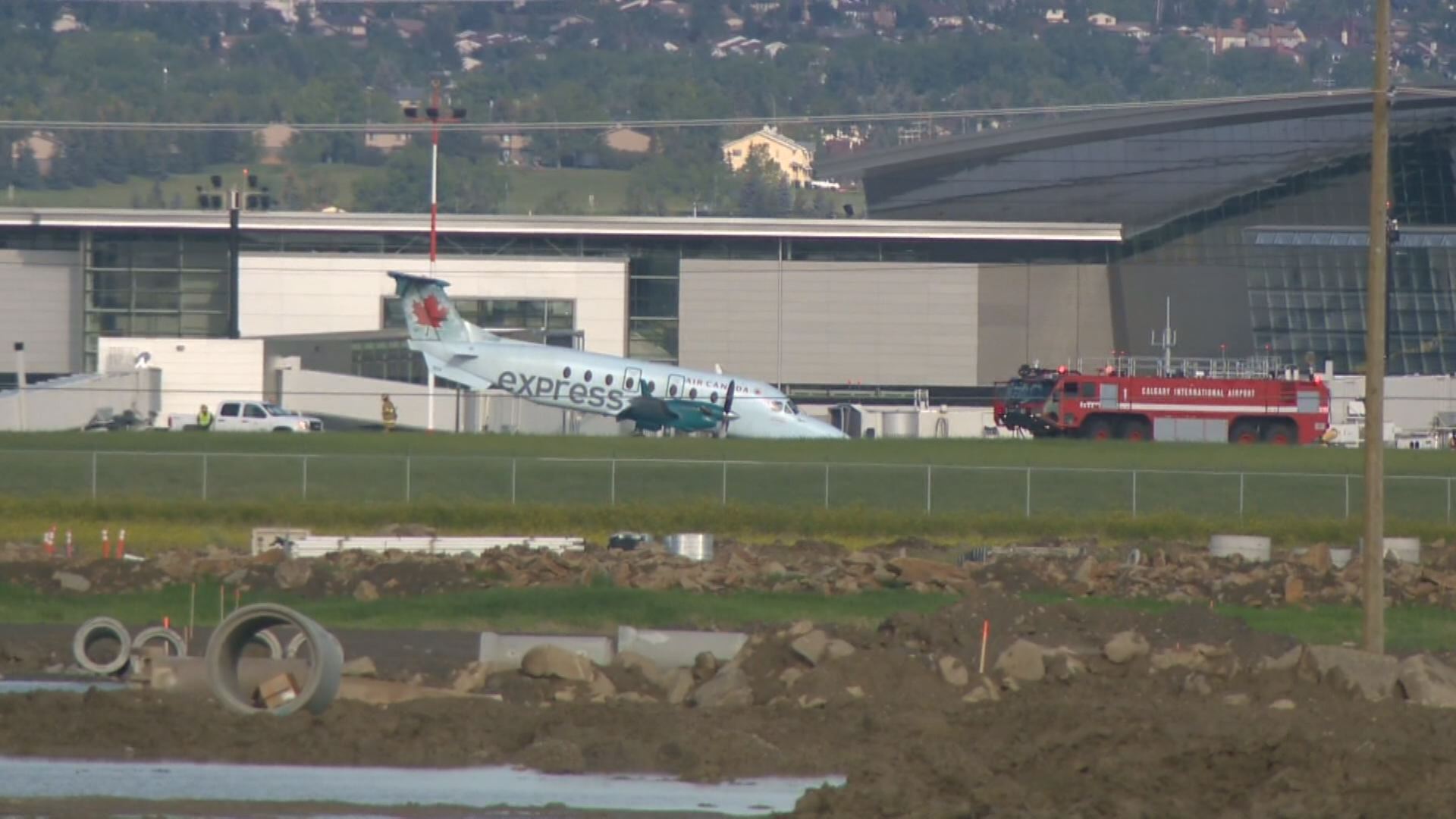 Air Canada Flight Makes Hard Landing At Calgary Airport | Globalnews.ca