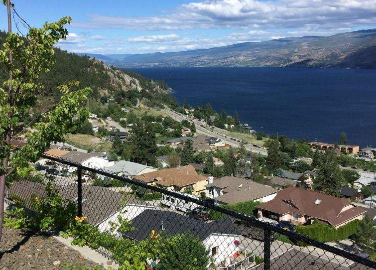 Crash has traffic snarled on Highway 97 in Peachland.