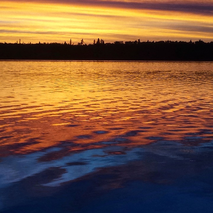 Манитоба RCMP казват че 23 годишен мъж от Уинипег е мъртъв