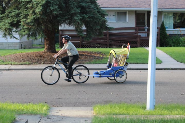 bike trailer edmonton