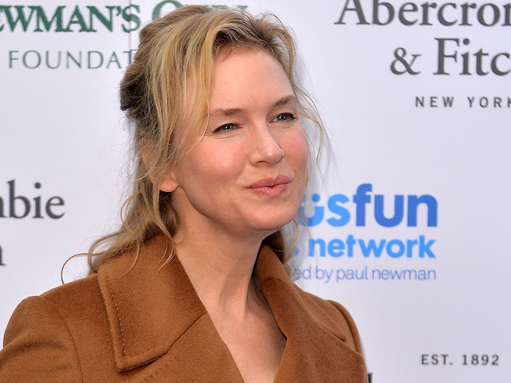 Renee Zellweger S Looks Under Scrutiny In Bizarre Film Critic Article National Globalnews Ca