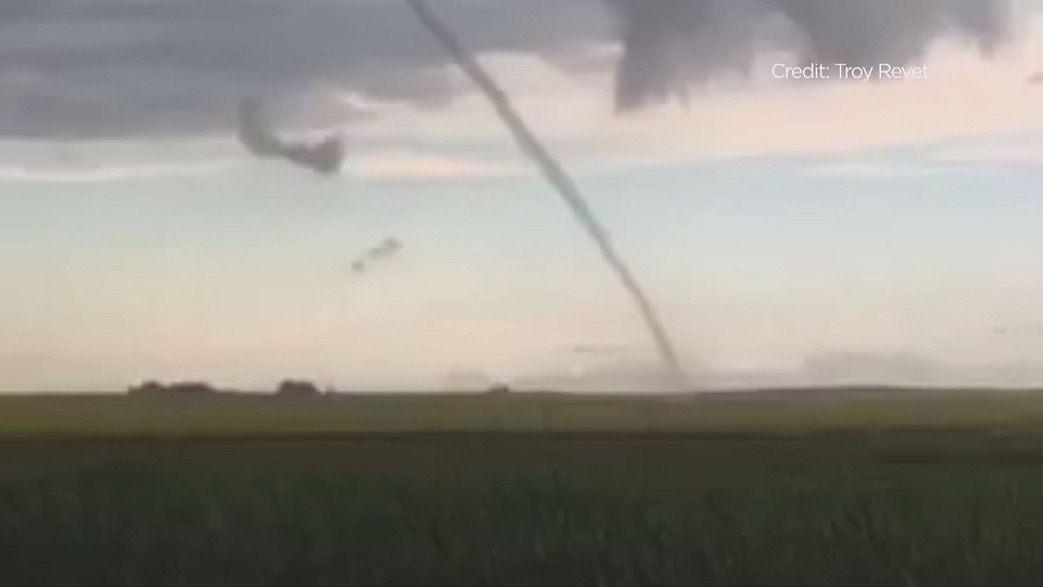 Tornado that devastated Long Plain First Nation posted on Twitter / Photo Credit: Troy Revet