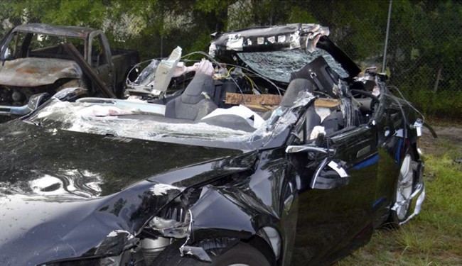 Tesla is investigating what caused its Model S to crash while in Autopilot mode, killing its sole occupant Joshua Brown on May 7, 2016.