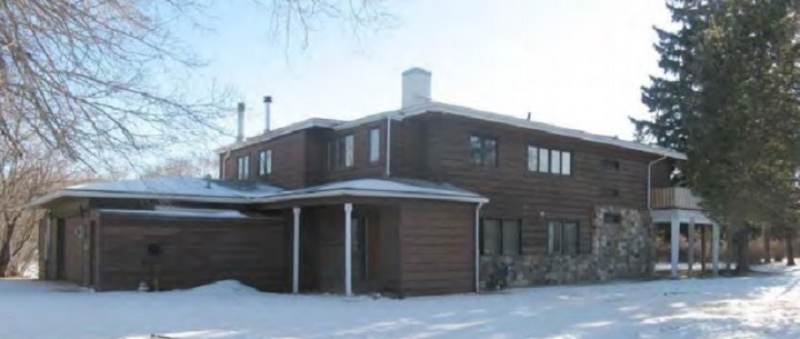 The Yorath House is a single-family house in the River Valley Capitol Hill neighbourhood in the city’s southwest. 