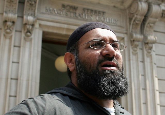 Anjem Choudary, the leader of the dissolved militant group al-Muhajiroun, arrives at Bow Street Magistrates Court in London July 4, 2006.   