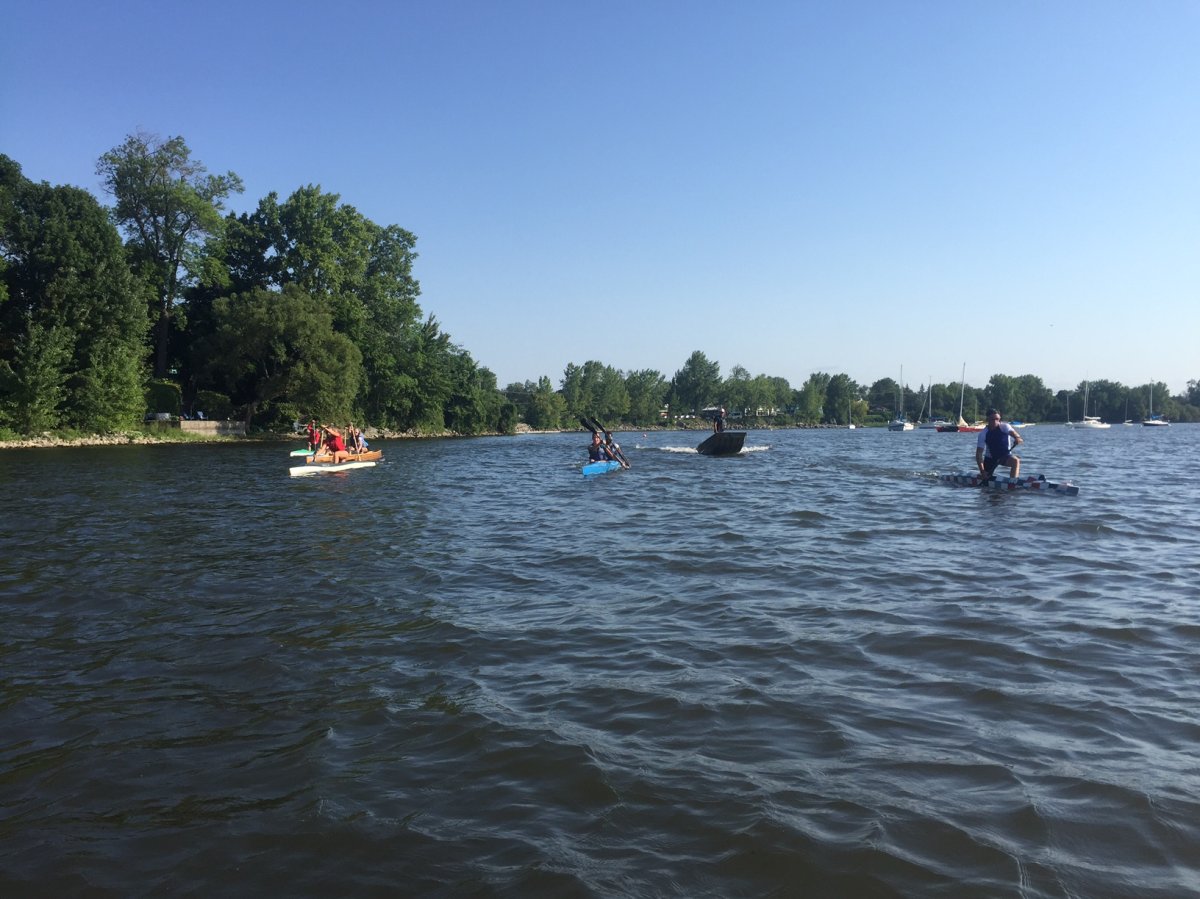 PointeClaire canoeists head to national championships in Dartmouth, N