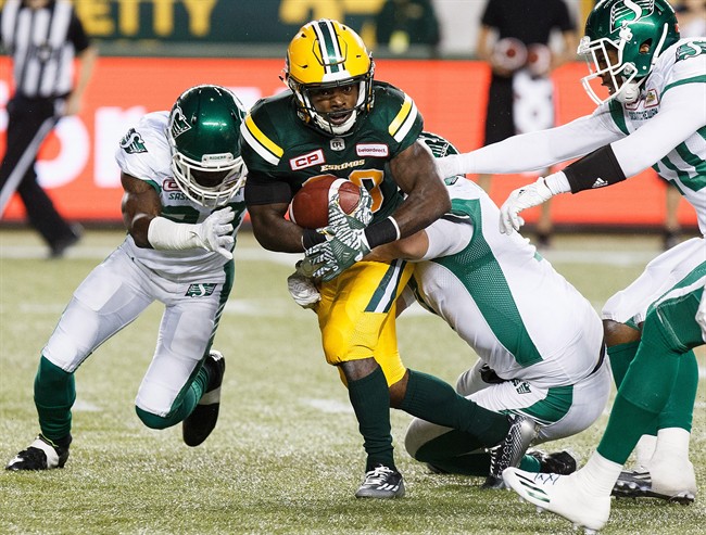 Eskimos build up big first-half lead, hold on to beat Roughriders 33-25 - image