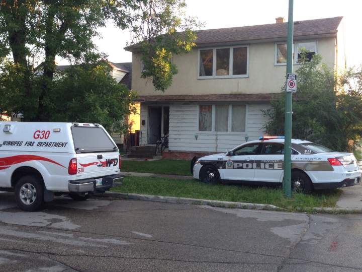 13 people escape North End house fire - Winnipeg | Globalnews.ca