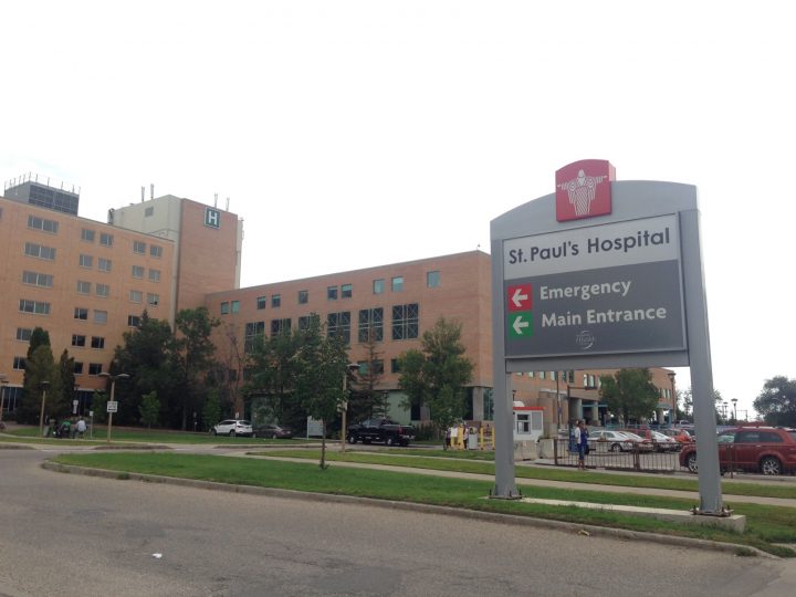 Saskatoon nurses say 41 patients are without a bed in St. Paul’s emergency room