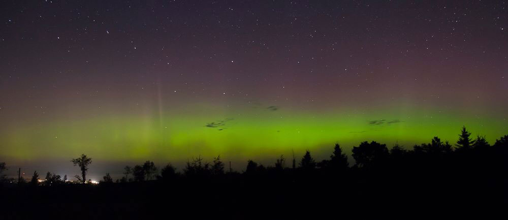 The northern lights as seen from Thornbury, Ontario.