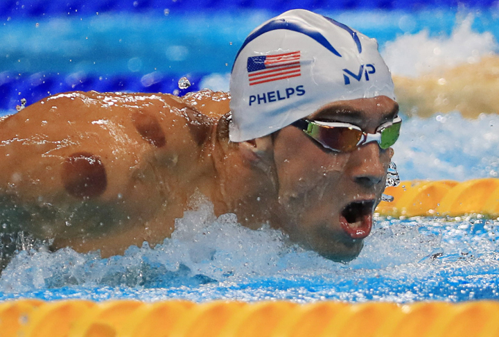 Phelps swimming online