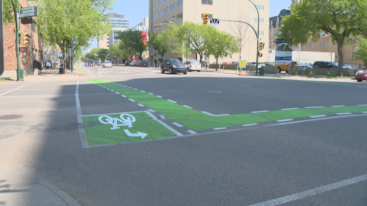Understanding the rules drivers and bikers must follow for downtown Saskatoon’s protected bike lanes.