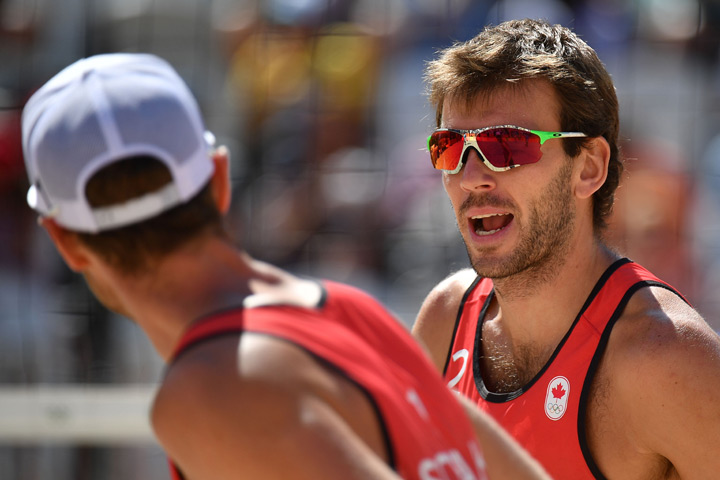 Rio 2016: Canadian men fall to Cuba in beach volleyball