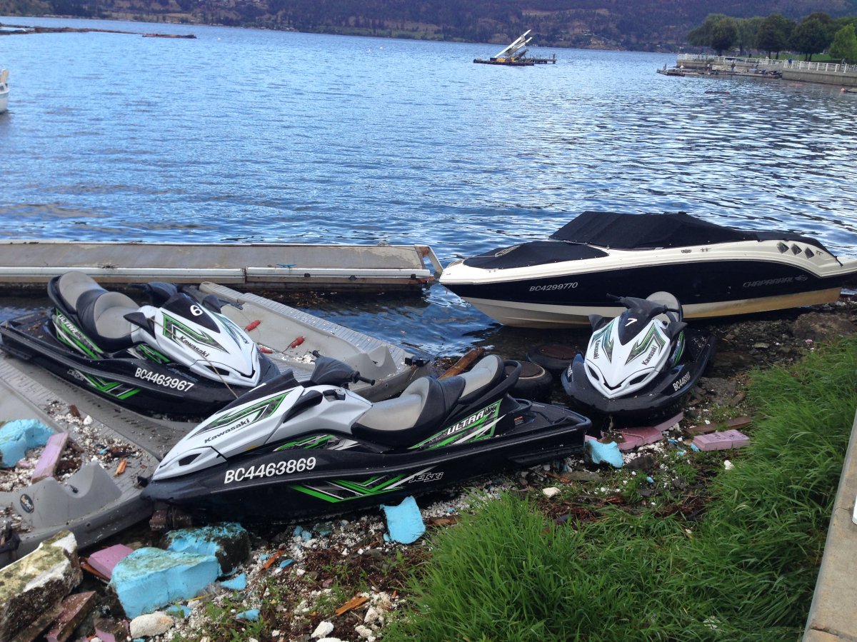 Windstorm leaves trail of destruction in Kelowna Globalnews.ca